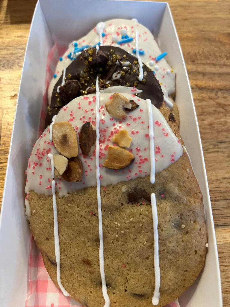 Dipped Chocolate Chip Cookies 2